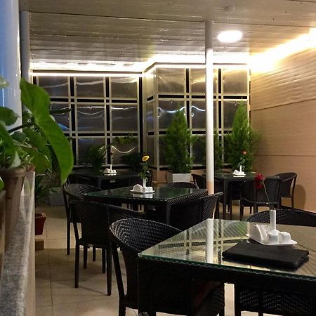 赛伊大楼酒店 普塔帕蒂 外观 照片